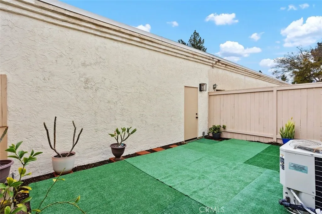 https://cdn.realtyfeed.com/cdn/127/306384748/1c8f226b11a88f612650cd6a881d2f8a.webp