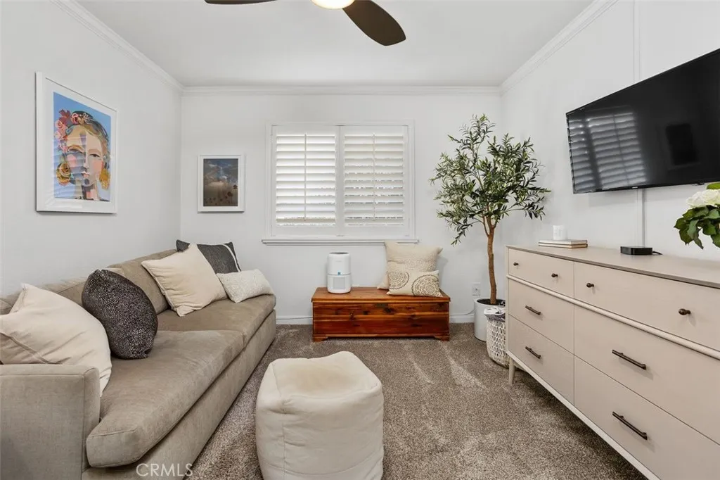 https://cdn.realtyfeed.com/cdn/127/306384748/4036a1a120ebb46645709b772da67214.webp