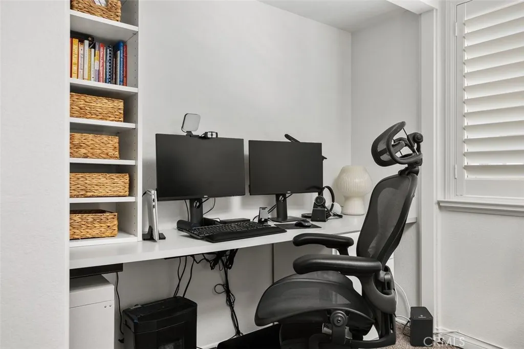 https://cdn.realtyfeed.com/cdn/127/306384748/b4ceb815c942935cf128eb967f9726de.webp