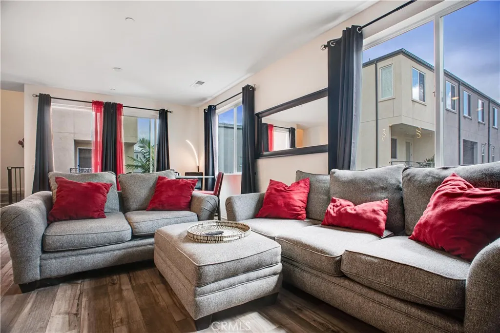 Photo #5: SW25053260 Listing 