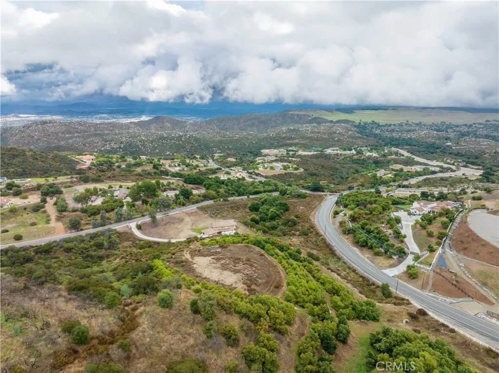 35380 Avenida La Cresta, Murrieta, Ca 92562 - Photo 3 of 14, Murrieta, CA