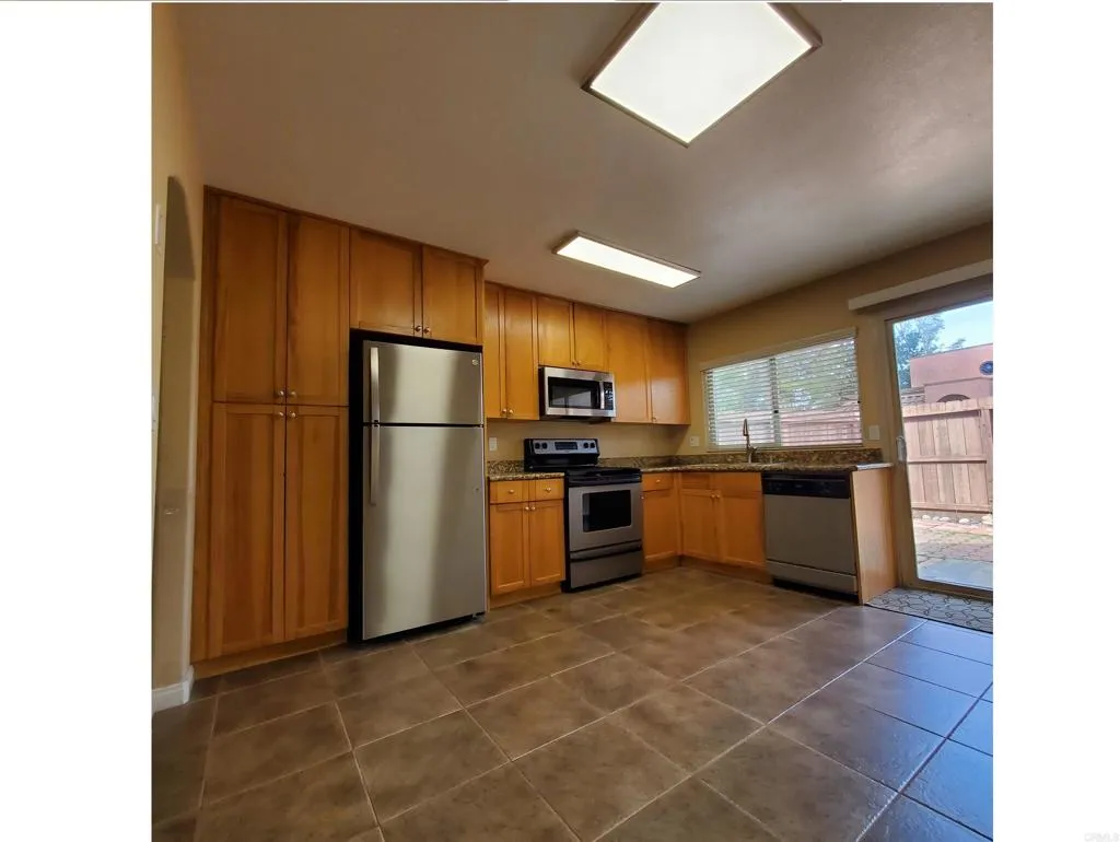 Photo #2: NDP2502294 Listing 
