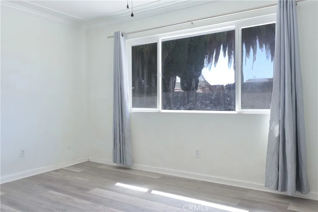 https://cdn.realtyfeed.com/cdn/127/306385774/4ef3bd5d97b70e11ea1ed1d4bc5f3ee1.webp
