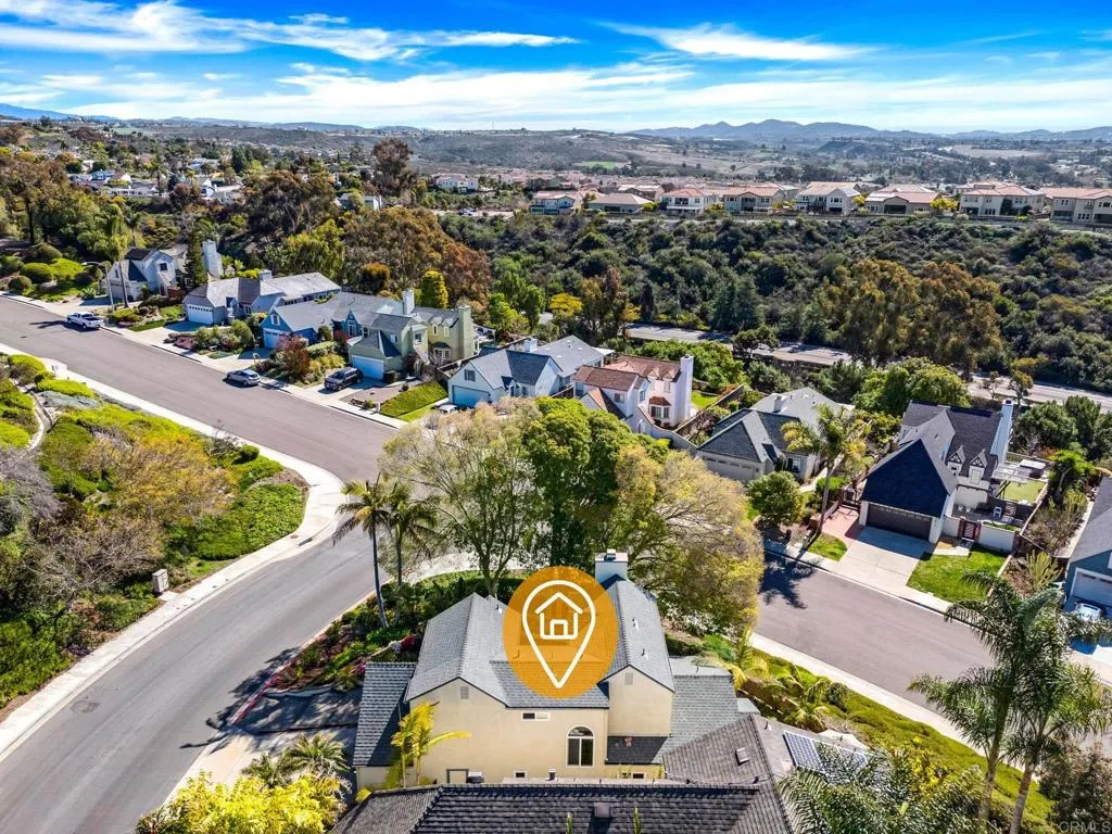 https://cdn.realtyfeed.com/cdn/127/306385794/481d10ee265854f688f52544f26dedb3.webp