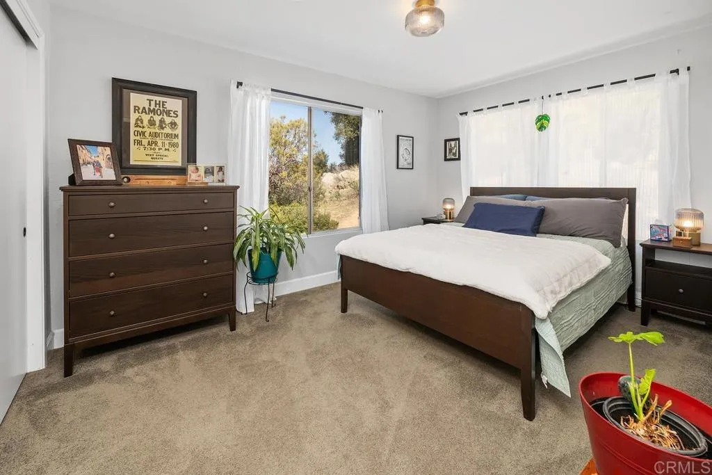 https://cdn.realtyfeed.com/cdn/127/306385830/01859cec949c2fdc0841ec1aeae043e1.webp