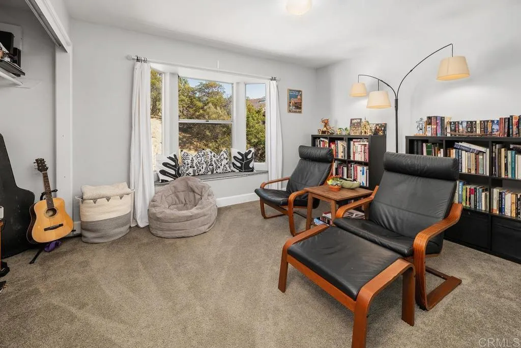 https://cdn.realtyfeed.com/cdn/127/306385830/04a14faa1fa9daabdce852bdefecb39e.webp