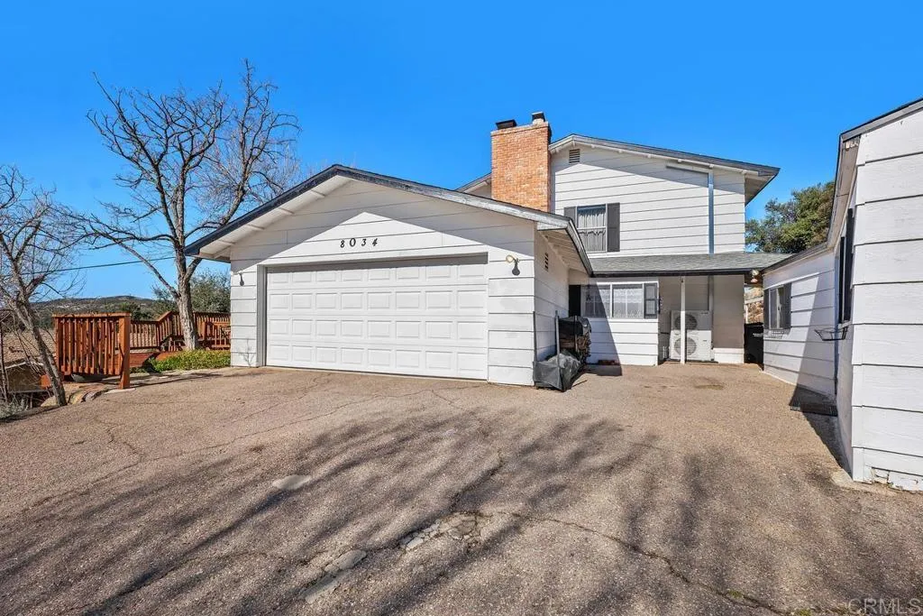 https://cdn.realtyfeed.com/cdn/127/306385830/13dfd2f203e4f37b240810859eddb96f.webp