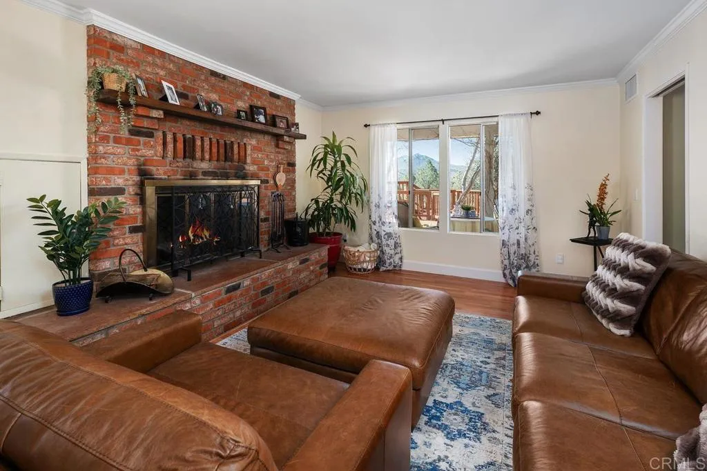 https://cdn.realtyfeed.com/cdn/127/306385830/2aae0380cb35dfbeabc15e83d43e4cb0.webp