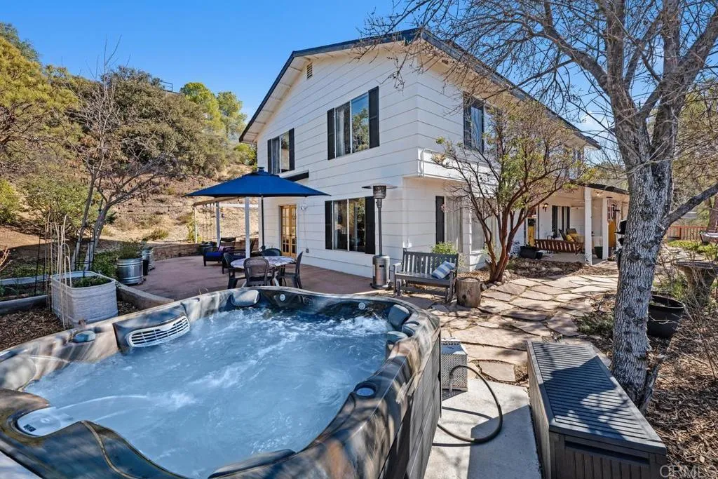 https://cdn.realtyfeed.com/cdn/127/306385830/531ff0e870b615b2f8882c8e1c5b80e0.webp