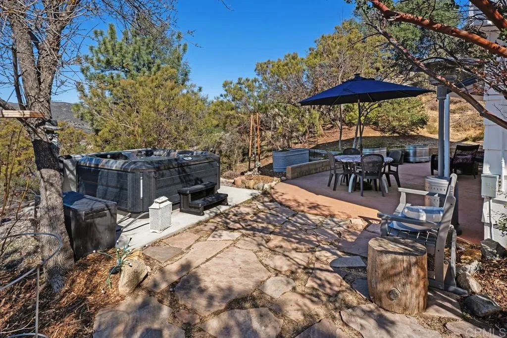 https://cdn.realtyfeed.com/cdn/127/306385830/69b2eb9e9e7b7746dbcb094d80f0485e.webp