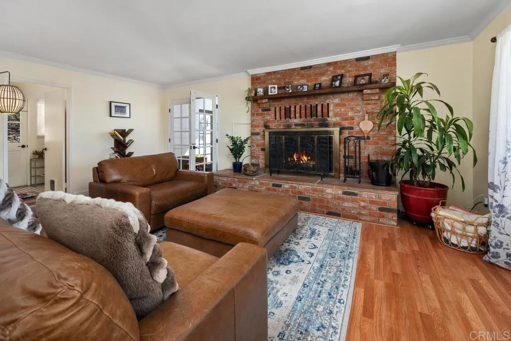 https://cdn.realtyfeed.com/cdn/127/306385830/bb9ff9309f25931e6e99bcd1326c68ec.webp