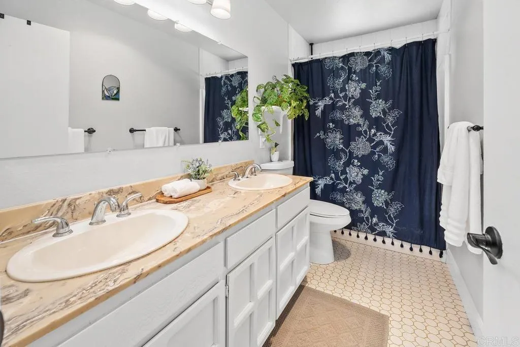 https://cdn.realtyfeed.com/cdn/127/306385830/d7461abbe3507db187766831d52c5d0a.webp