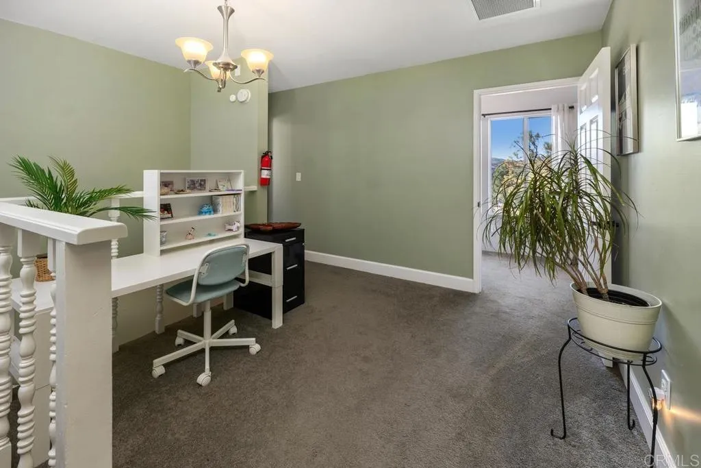 https://cdn.realtyfeed.com/cdn/127/306385830/f3cacbbf6d6929fa2f87581ac5278ead.webp