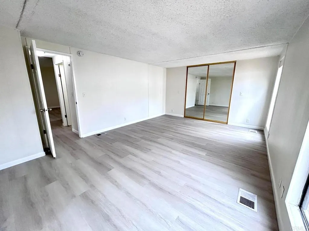 https://cdn.realtyfeed.com/cdn/127/306385942/8a30197f9d39e6a40cd82563faa4e85c.webp