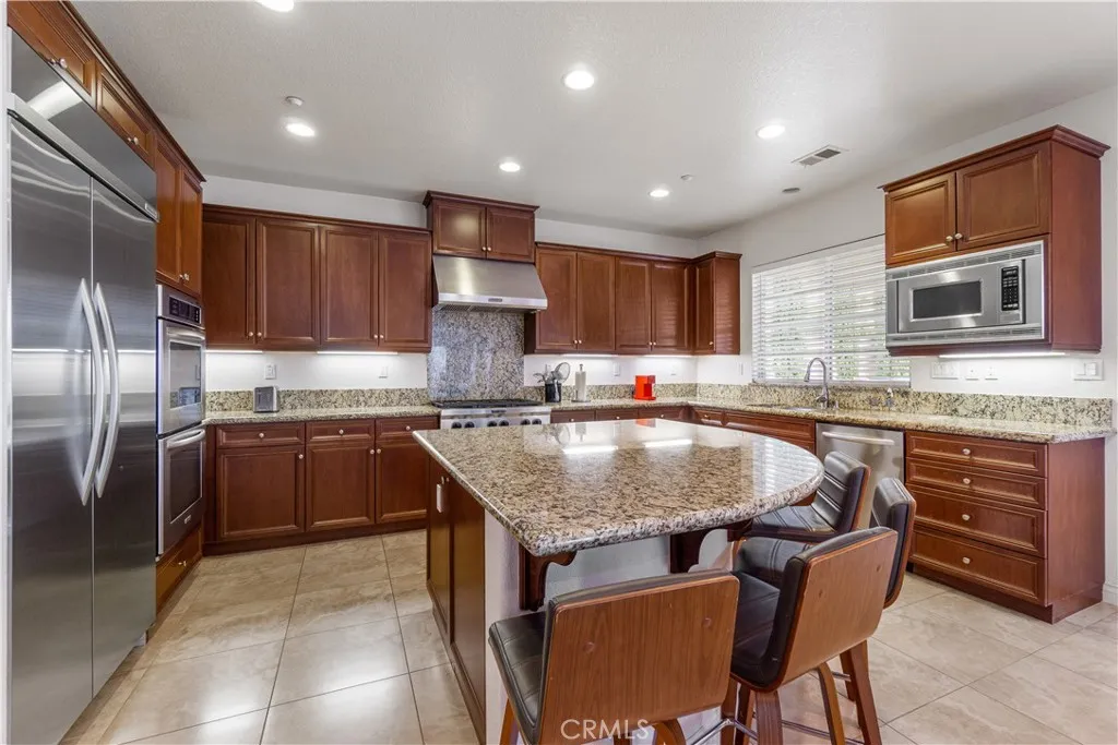 https://cdn.realtyfeed.com/cdn/127/306386363/5a008705cd0d197da1800a992e3fd828.webp