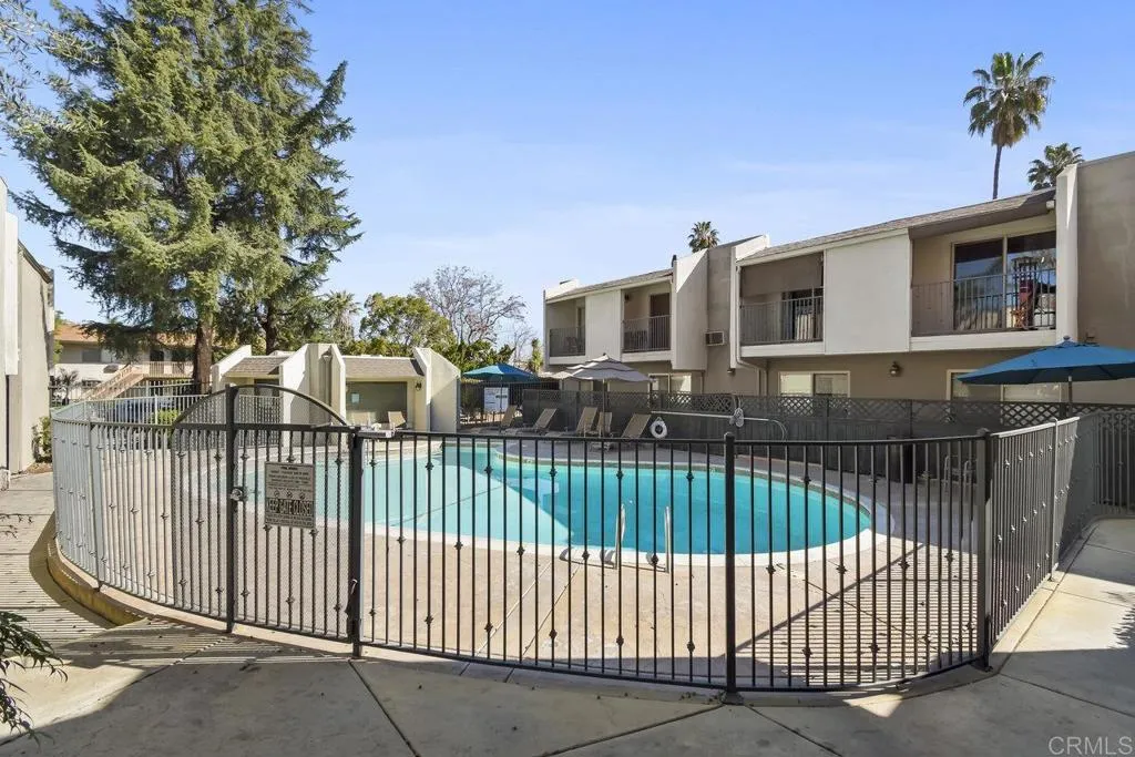 https://cdn.realtyfeed.com/cdn/127/306386422/8a98e6e41c79c12629bb28447d4585e9.webp