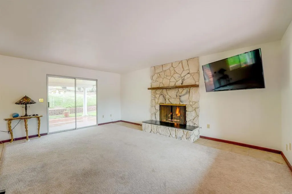 https://cdn.realtyfeed.com/cdn/127/306386482/a49a2a81d990e50707c58f5da5047b9b.webp