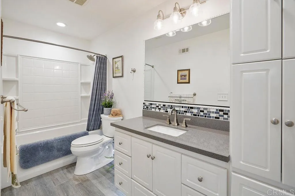 https://cdn.realtyfeed.com/cdn/127/306386747/46af32d886cab3d91053459dd1130cb4.webp
