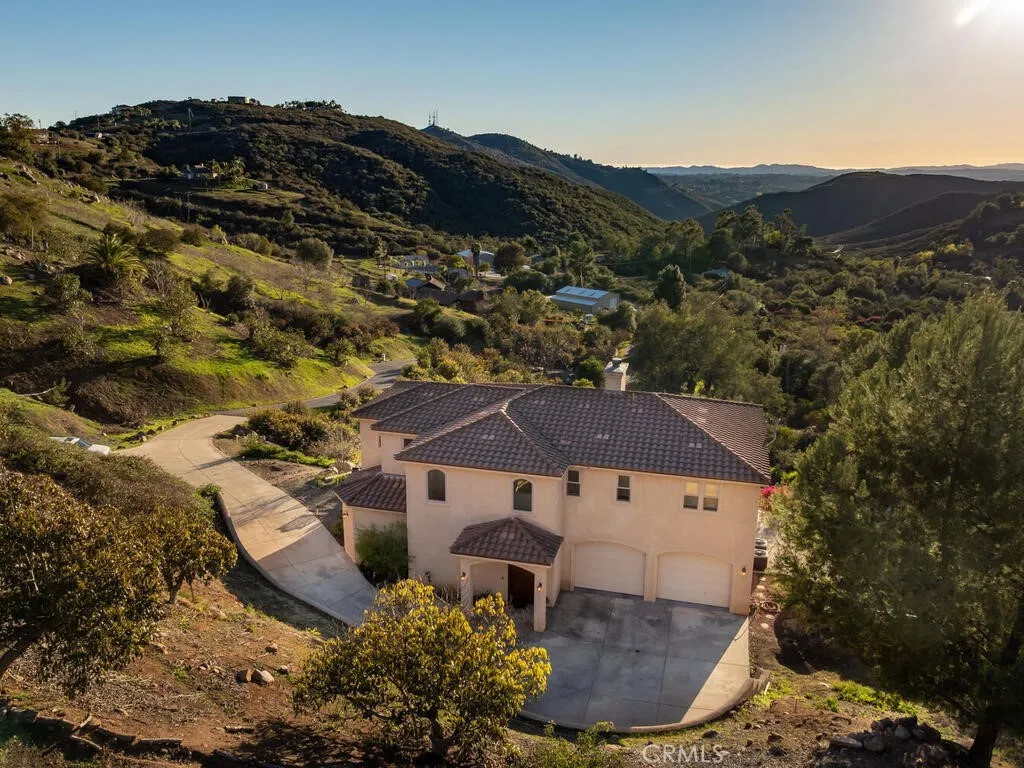 https://cdn.realtyfeed.com/cdn/127/306386854/c180619236cde6f25dc5c454e944c456.webp