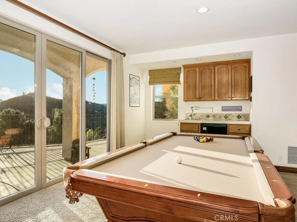https://cdn.realtyfeed.com/cdn/127/306386854/df4a4341309330d0125153d076e3fc11.webp