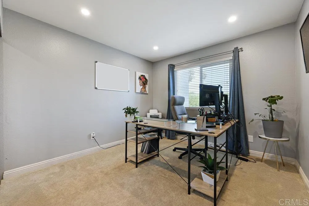 https://cdn.realtyfeed.com/cdn/127/306387008/0de9f7c4676763396b14d63a448236a0.webp