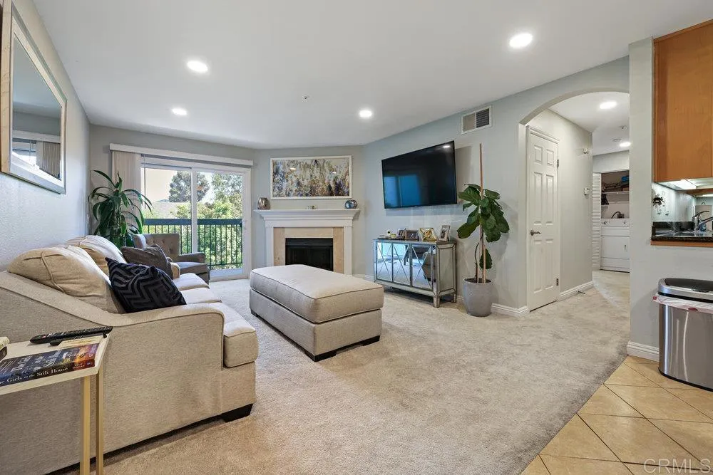 https://cdn.realtyfeed.com/cdn/127/306387008/f64d1df24c6a29a7f14d6e38323729bb.webp