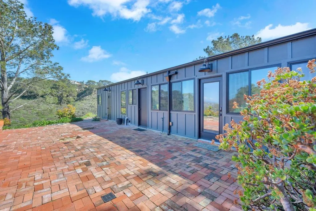 https://cdn.realtyfeed.com/cdn/127/306387010/9d315553088685520883781b467c9fed.webp