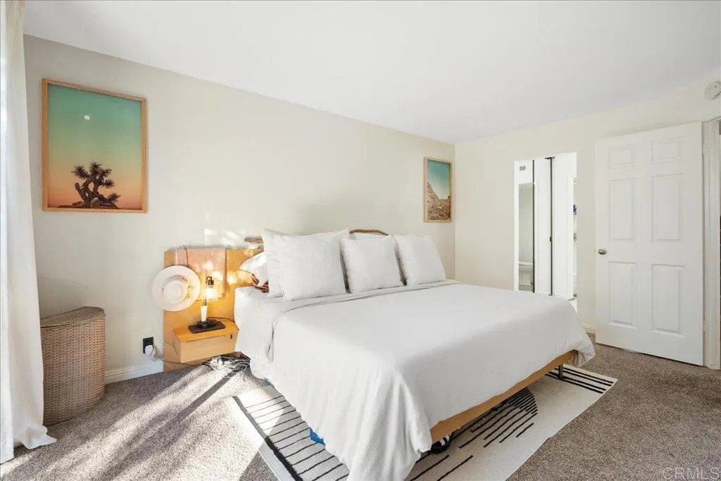 https://cdn.realtyfeed.com/cdn/127/306387047/633bb4ace02777f30f79b4d6c0420e81.webp