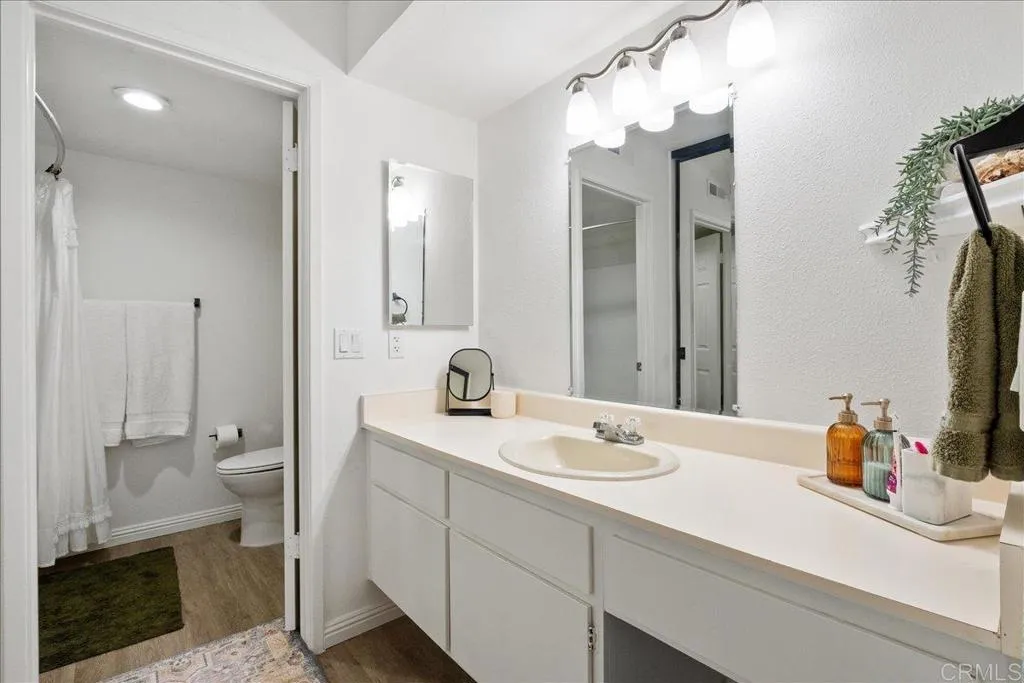 https://cdn.realtyfeed.com/cdn/127/306387047/a3d7ddc368b3f6244877ed81e7282cc1.webp