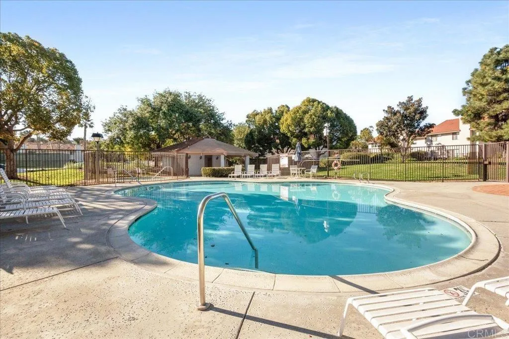 https://cdn.realtyfeed.com/cdn/127/306387047/ebb19e0fa0d11e36e961224bf792dd3b.webp