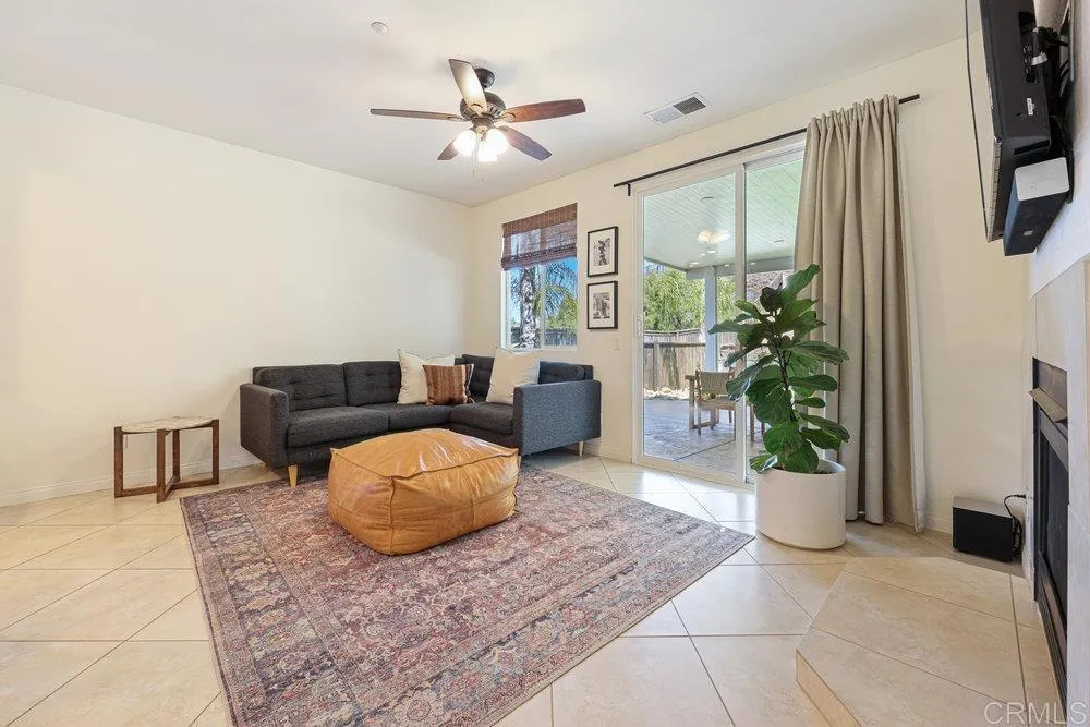 https://cdn.realtyfeed.com/cdn/127/306387066/cfa03e7d522662b99a10a5e62b5edf27.webp