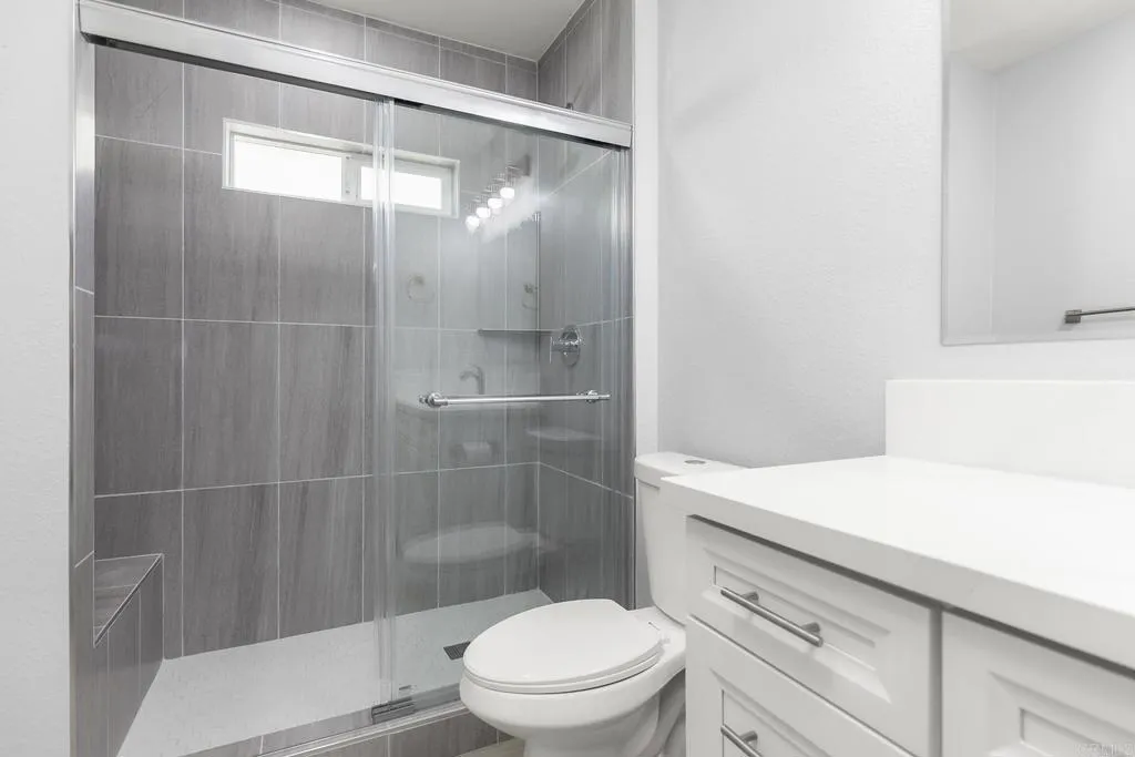 Photo #8: PTP2501817 Listing: Photo #8