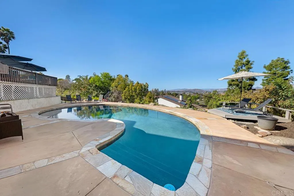 https://cdn.realtyfeed.com/cdn/127/306387115/0586209f5937482e4400338c9c7aa125.webp
