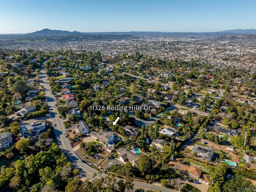 https://cdn.realtyfeed.com/cdn/127/306387115/35e411b167953bc313b2190e4ec83d39.webp