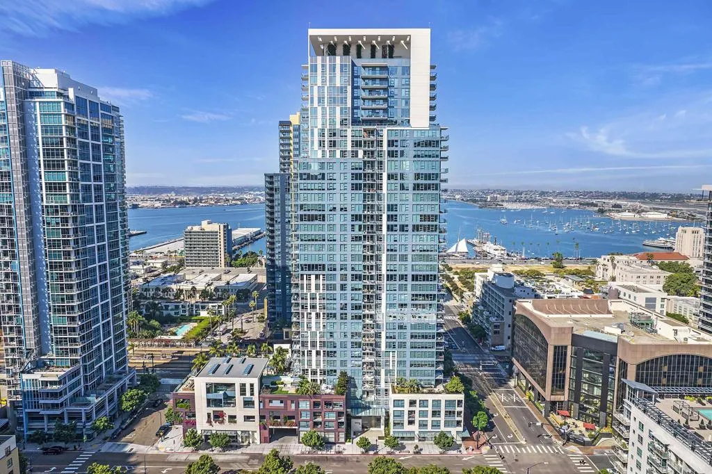 https://cdn.realtyfeed.com/cdn/127/306387144/6661cb55a69492c6cdadbd9f8e26f039.webp