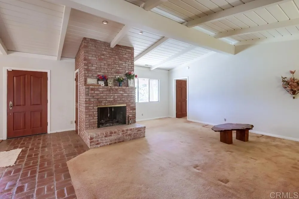 https://cdn.realtyfeed.com/cdn/127/306387180/0ece0a069d58be2c3273b49f7f2d0648.webp