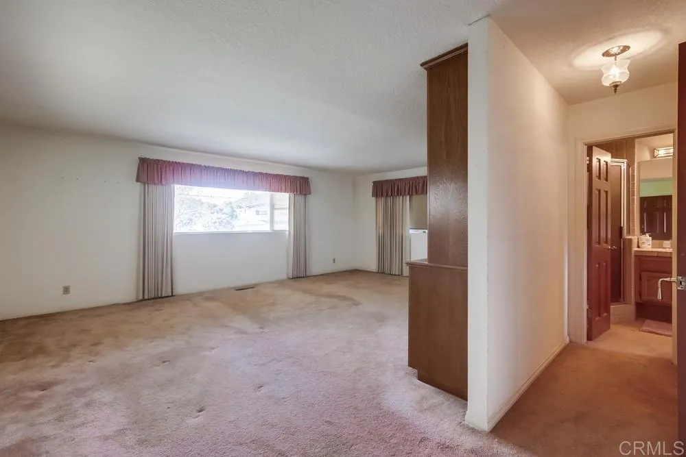 https://cdn.realtyfeed.com/cdn/127/306387180/8a71d73a82640010ad2cbf009ac77c77.webp