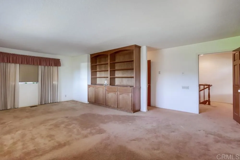https://cdn.realtyfeed.com/cdn/127/306387180/c1ed58aa228ab0bc405a1d294cf070bb.webp