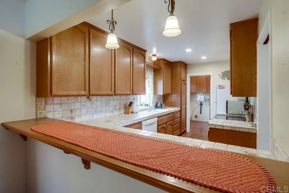 https://cdn.realtyfeed.com/cdn/127/306387180/ffe240d9435cf5fc3791aacf06f5b434.webp