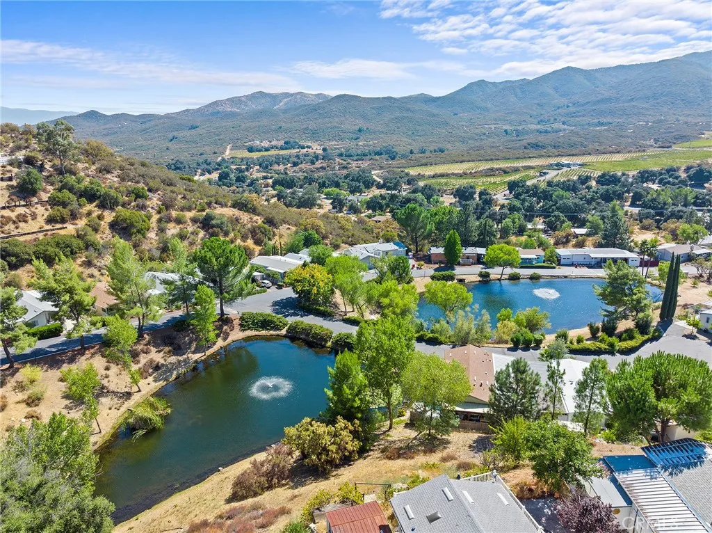 https://cdn.realtyfeed.com/cdn/127/306387333/07a9423d2e388ee80832dcdc5a21ffa1.webp