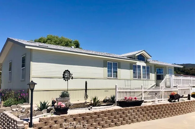 https://cdn.realtyfeed.com/cdn/127/306387333/17cbda71725cc312d8f0009185570a85.webp