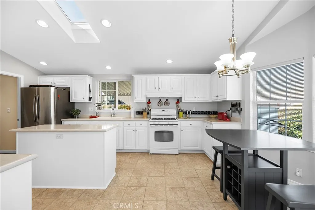 https://cdn.realtyfeed.com/cdn/127/306387333/3e7189611b33bee8ca69dec2f9f8eaf7.webp