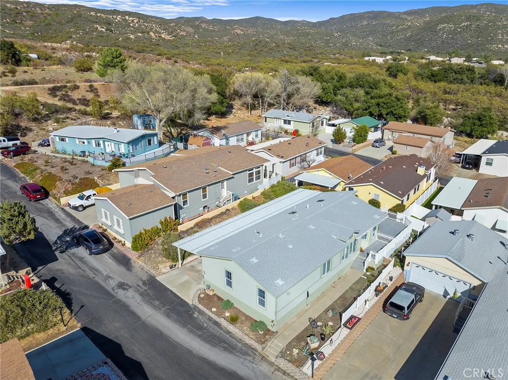 https://cdn.realtyfeed.com/cdn/127/306387333/68e3a2e71db15f62f187d820944a450b.webp