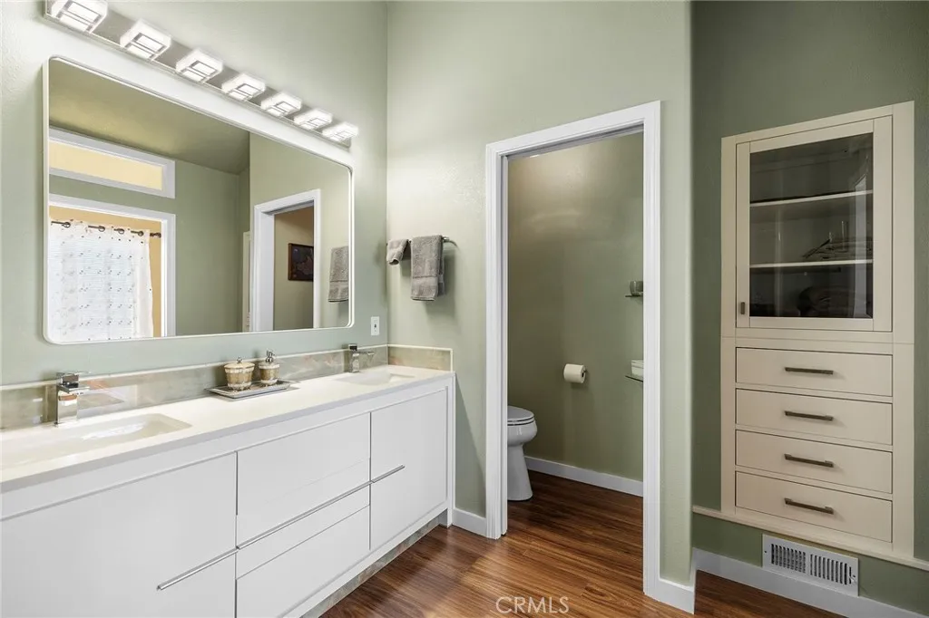 https://cdn.realtyfeed.com/cdn/127/306387333/ea392d14909b268b9366d02462c48cd2.webp