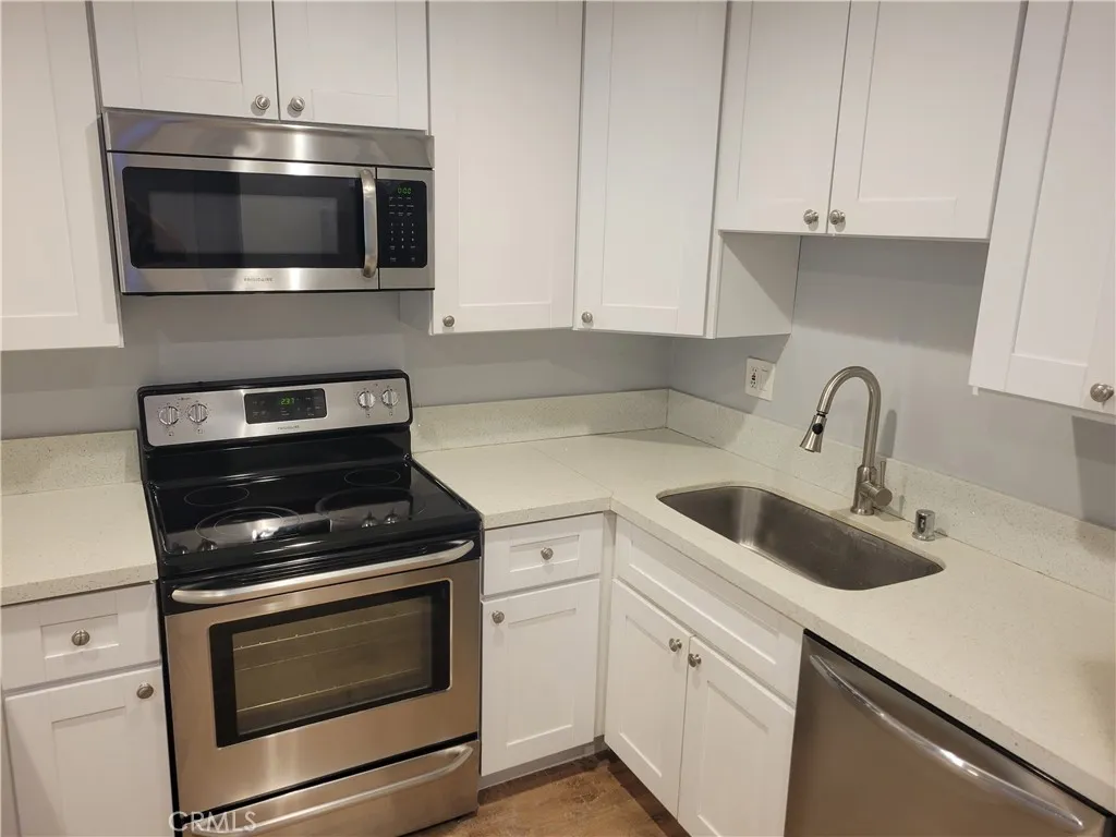 Photo #10: OC25053823 Listing: Photo #10