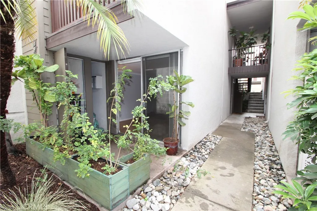 Photo #15: OC25053823 Listing: Photo #15