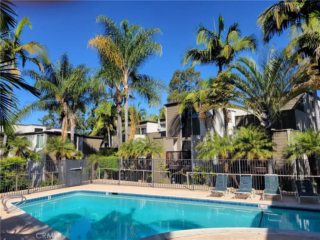 Photo #2: OC25053823 Listing 