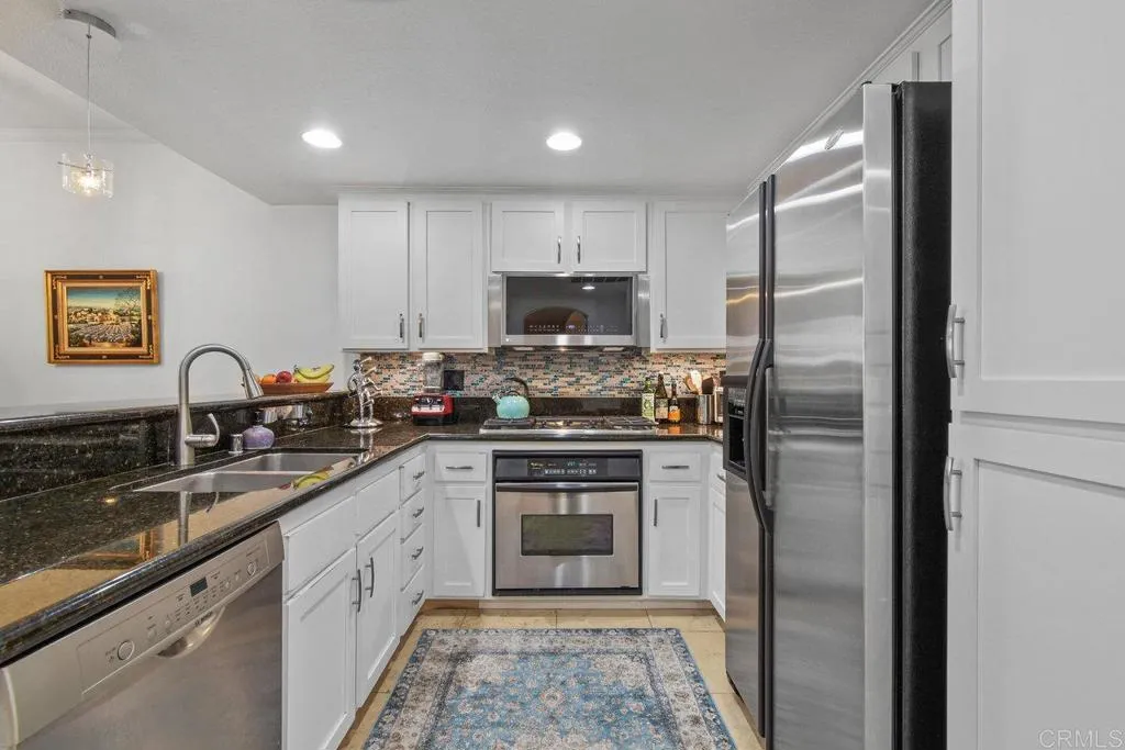 https://cdn.realtyfeed.com/cdn/127/306387632/cb7f902e06887a604527c8e8f675fd10.webp