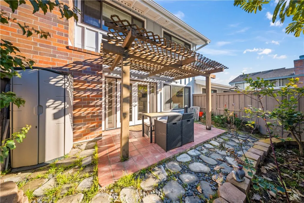https://cdn.realtyfeed.com/cdn/127/306387766/072c94b4f168e7cb6bf696c80f02d79e.webp