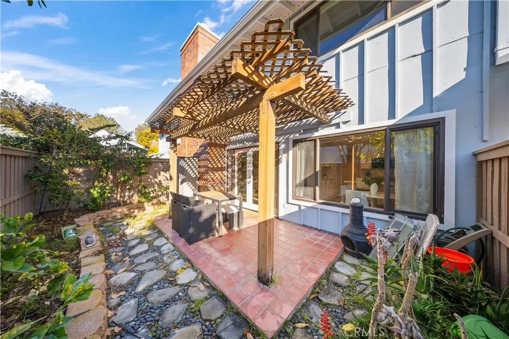 https://cdn.realtyfeed.com/cdn/127/306387766/78574ac388ec08d00b5290ee82057880.webp
